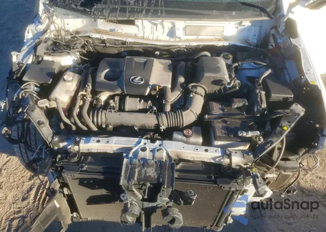 2021 Lexus Nx 300 Base z USA, uszkodzony, nr VIN JTJSARDZ1M5023652